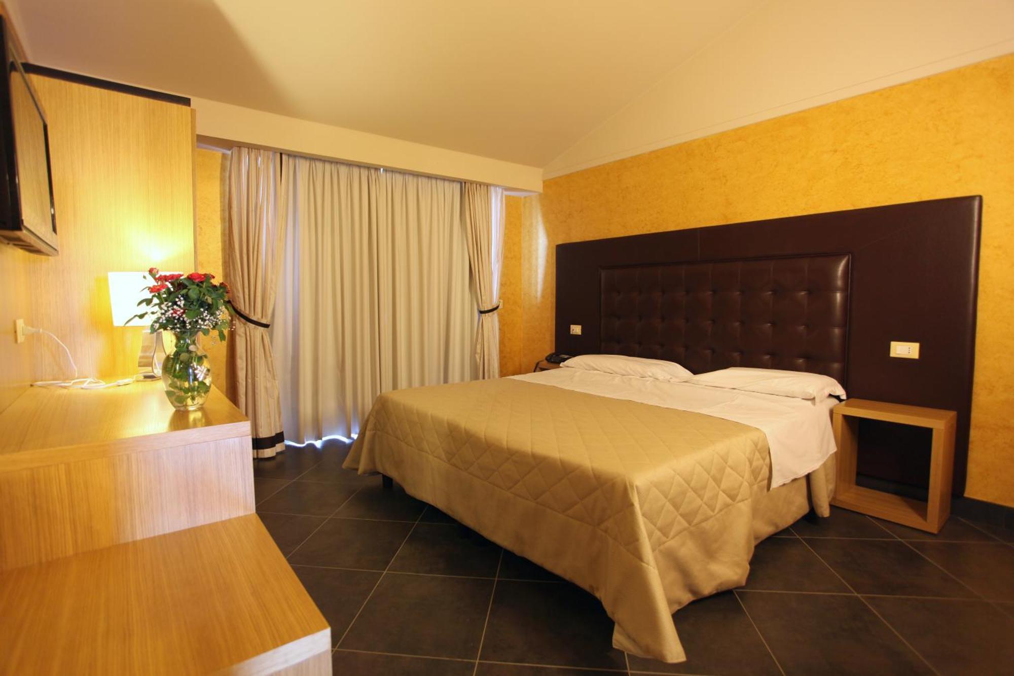 Hotel Briganti Qualiano Værelse billede